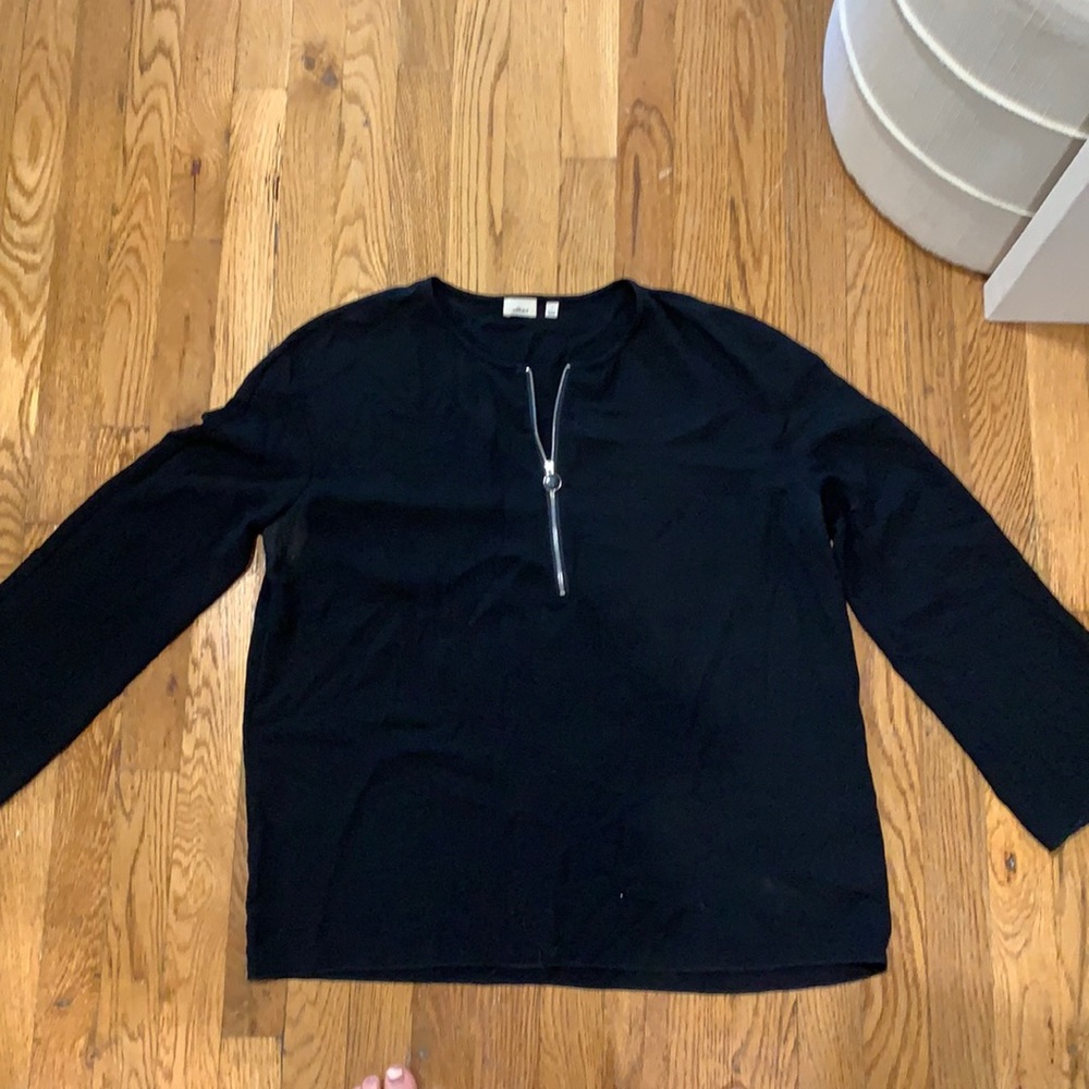 Aritzia Wilfred Blouse with Zipper